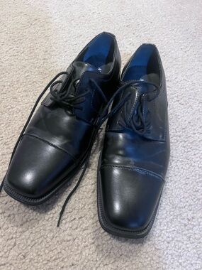 Alcano men’s lace up black dress shoes size 9 formal dressy business